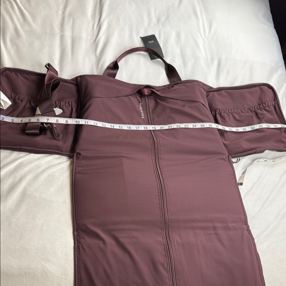 Fabletics Convertible Travel Bag Oxblood Purple Foldable Garment Duffle NWT - Picture 6 of 6